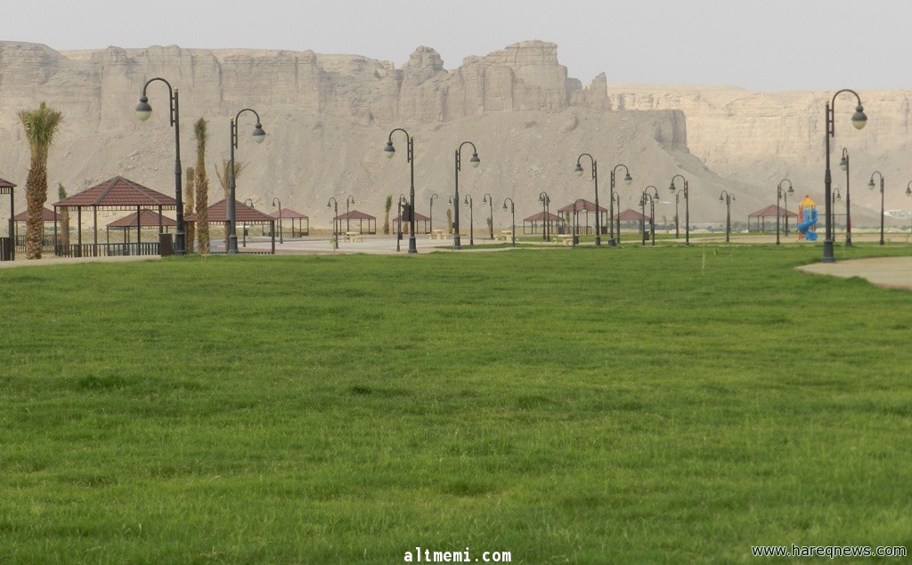 مطل الحريق يستقطب زوار