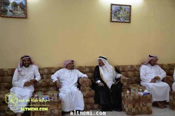 الشيخ صالح بن صعب التميمي يستضيف عدد من ابناء العم في حائل